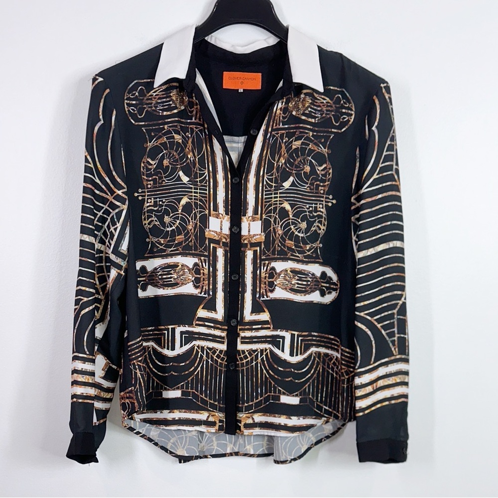 Clover Canyon printed lightweight button down blouse size large